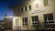 Zu sp&auml;ter Stunde gab es im Oberleichtersbacher Gemeinderat eine faustdicke &Uuml;berraschung: Das Gremium gibt seine ablehnende Haltung gegen&uuml;ber einem Solarpark erstmals auf und gibt gr&uuml;nes Licht.