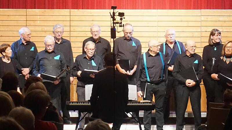 Auch der C&auml;cilia Chor begeisterte beim Gro&szlig;enseebacher Herbst.
