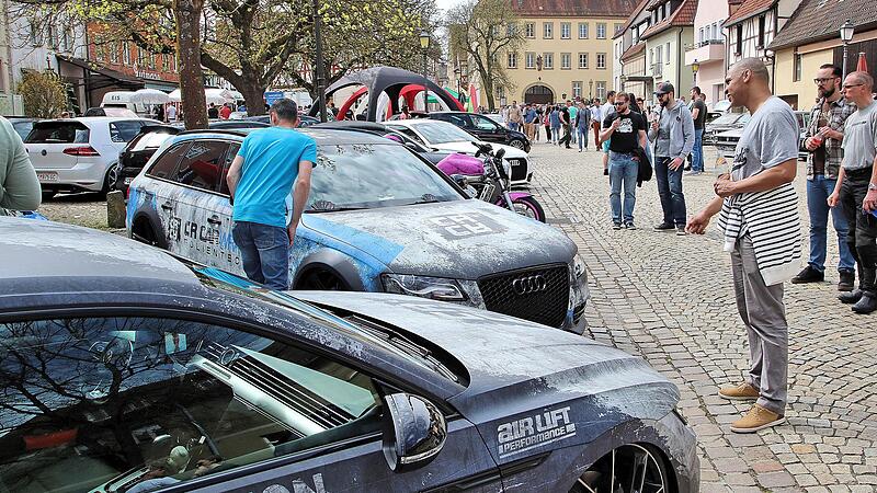 Bei sch&ouml;nem Wetter kommen zahlreiche Besucherm zu den GTI-Treffen nach M&uuml;nnerstadt, deren Fortbestand nun wieder fraglich ist.