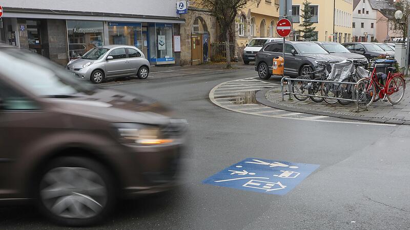 Rasen kann teuer werden: Der  Verkehrs&uuml;berwachungsdienst kontrollierte in Forchheim zuletzt an 19 Messstellen.Forchheim & Fr&auml;nkische Schweiz