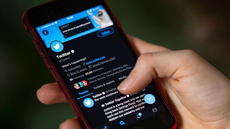 Twitter verliert derzeit viele Nutzer und Werbekunden.