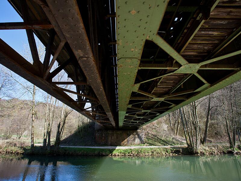 Eisenbahnbrücke