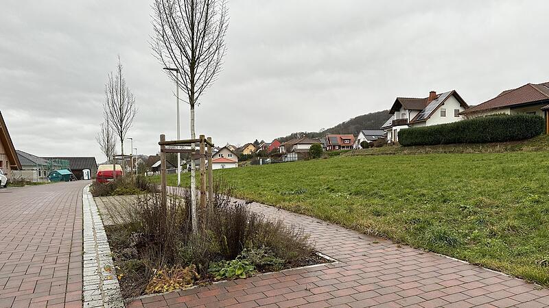 Die Erschließung im Baugebiet „Bergfeld III“ in Mitgenfeld war rund 50.000 Euro teurer, als zunächst angenommen.