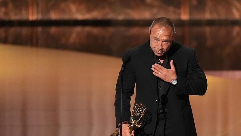 77. Emmy Awards