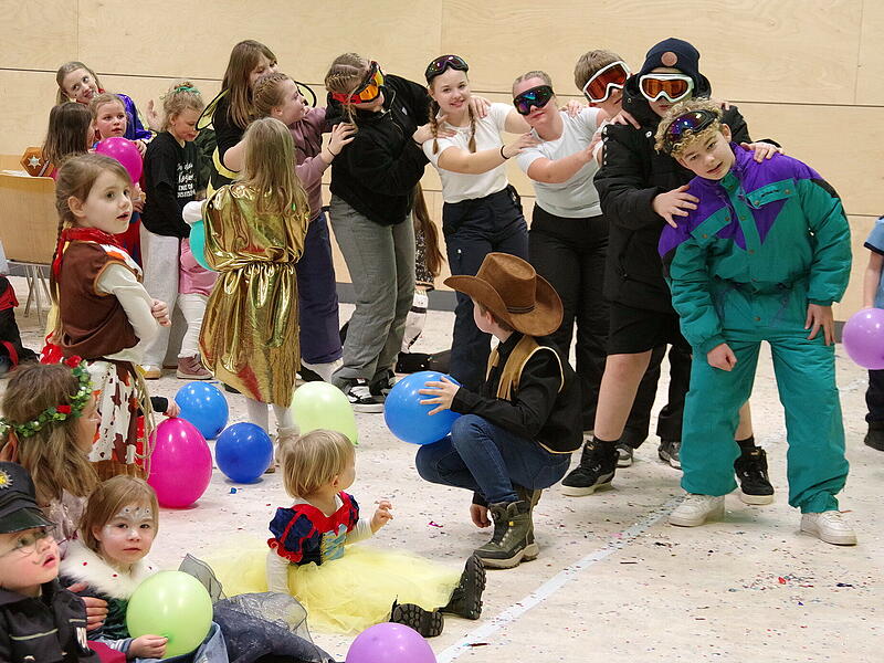 Linkskurve, Rechtskurve &ndash; &bdquo;Wir fahren mit dem Bob!&ldquo;