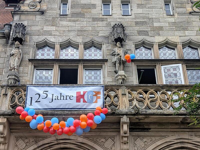 Das Herder-Gymnasium wurde 125 Jahre als, und selbst Prinzregent Luitpold von Bayern feierte mit.Forchheim & Fränkische Schweiz