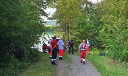 Tongrube Dörfles-Esbach: Etwa 60 Rettungskräfte waren im Einsatz. Tongrube Dörfles-Esbach: Etwa 60 Rettungskräfte waren im Einsatz.