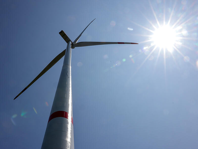 Vier neue Windräder