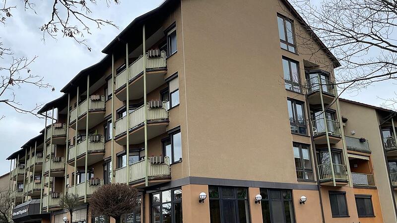 Das Pilotprojekt der &bdquo;eingestreuten&ldquo; Nachtpflege im BRK-Alten- und Pflegeheim verlief erfolgreich. Das Angebot zur Entlastung von pflegenden Angeh&ouml;rigen kann nun in ganz Bayern verwirklicht werden.