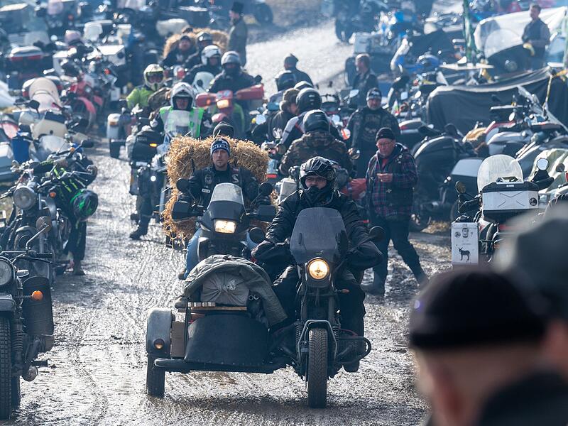 Elefantentreffen der Motorradfahrer im Bayerischen Wald