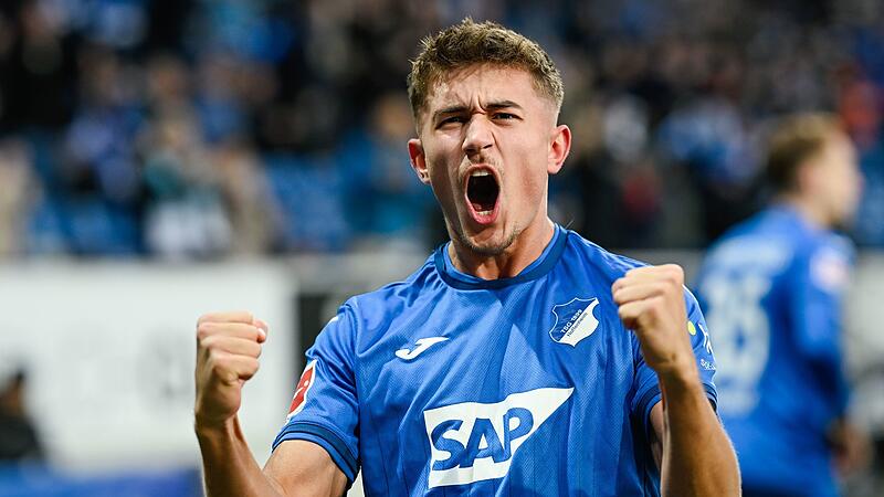Tom Bischof erzielte per direktem Freistoßtor das zwischenzeitliche 2:2 im Duell zwischen Hoffenheim und RB Leipzig. Tom Bischof erzielte per direktem Freistoßtor das zwischenzeitliche 2:2 im Duell zwischen Hoffenheim und RB Leipzig.