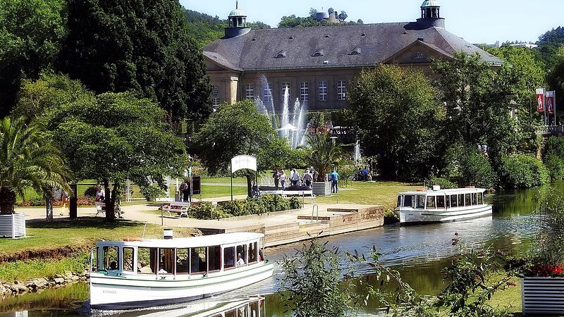 Sind und bleiben im Sommer eine Touristenattraktion: die Dampferle auf der Saale in Bad Kissingen. Sind und bleiben im Sommer eine Touristenattraktion: die Dampferle auf der Saale in Bad Kissingen.