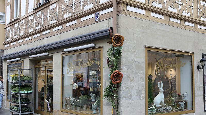 Im ehemaligen Blumen Betz in der Hauptstraße 50 ist vor kurzem Blumen Sternfrieder eingezogen.Leerstände in Forchheim: Das tut sich in der Innenstadt Im ehemaligen Blumen Betz in der Hauptstraße 50 ist vor kurzem Blumen Sternfrieder eingezogen.