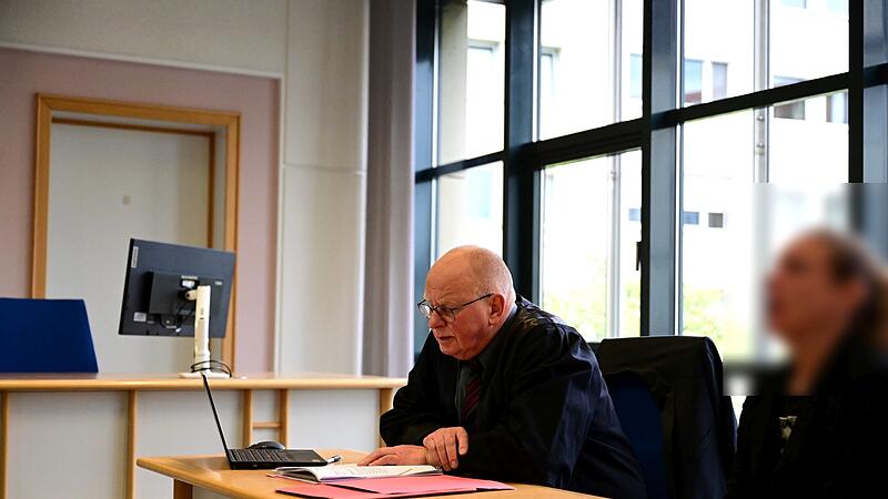 Rechtsanwalt Peter Plischke aus Hallstadt und die Angeklagte