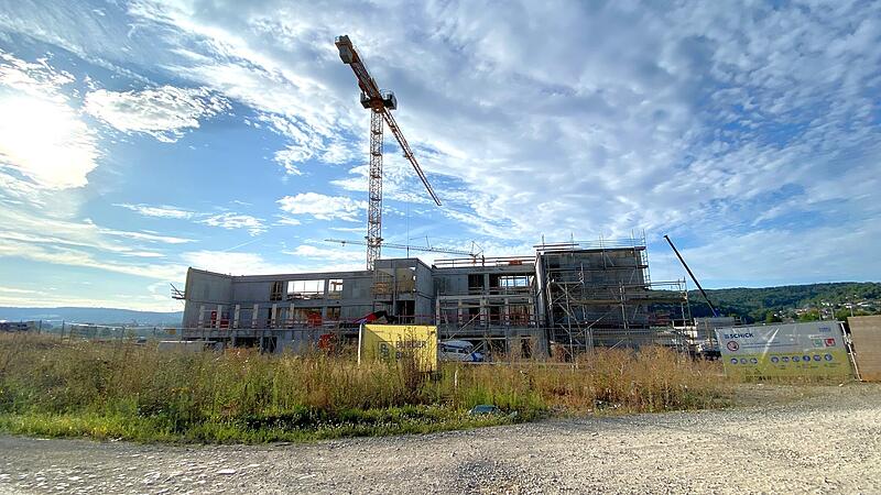 Die Arbeiten am Schulzentrum Hammelburg laufen auf Hochtouren.