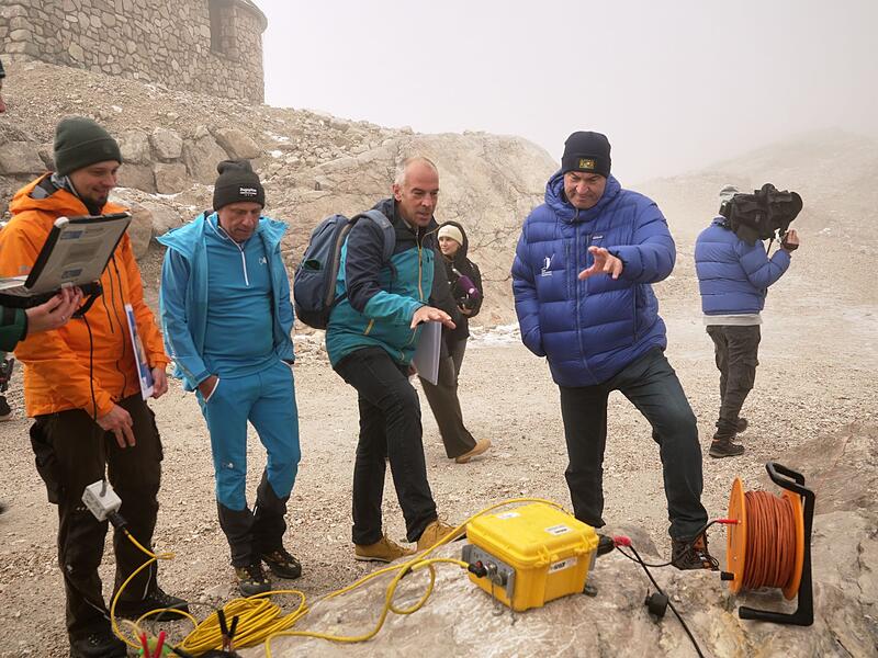 Söder und Glauber auf der Zugspitze bei Klimaschutzprojekten Söder und Glauber auf der Zugspitze bei Klimaschutzprojekten