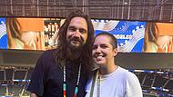 Katharina Förtsch ist als Sportjournalistin bei der Fußball-Weltmeisterschaft mit dabei. Beim Auftaktspiel des US-Teams in Los Angeles trifft sie den MagentaTV-Fan- Experten Tom Kaulitz. Katharina Förtsch ist als Sportjournalistin bei der Fußball-Weltmeisterschaft mit dabei. Beim Auftaktspiel des US-Teams in Los Angeles trifft sie den MagentaTV-Fan- Experten Tom Kaulitz.