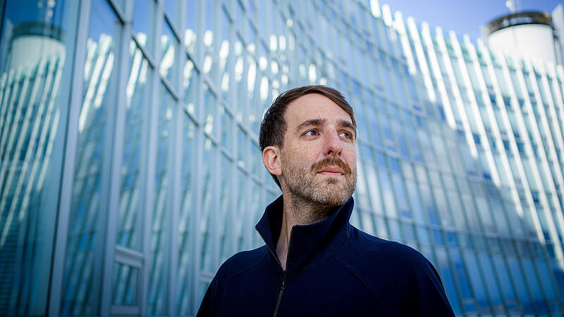 Andreas Liebert aus Forchheim stellt seine neue EP &bdquo;Mondlandung&ldquo; vor.