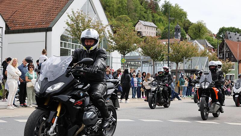 Kulmbach ist bei der Motorrad-Sternfahrt  fest in der Hand der Biker.