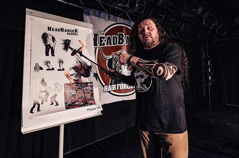 Gerald Wolf   glaubt zu wissen, worauf es beim Headbanging ankommt.