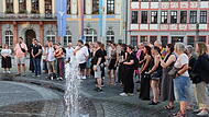 Nach CSD-Anschlag Berlin: rund 100 bei Mahnwache in Coburg