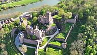 Die Burgruine Wertheim ist einer der Lieblingsorte des Youtubers Jürgen Kaiser auf seiner Burgentour durch Franken. Die Burgruine Wertheim ist einer der Lieblingsorte des Youtubers Jürgen Kaiser auf seiner Burgentour durch Franken.