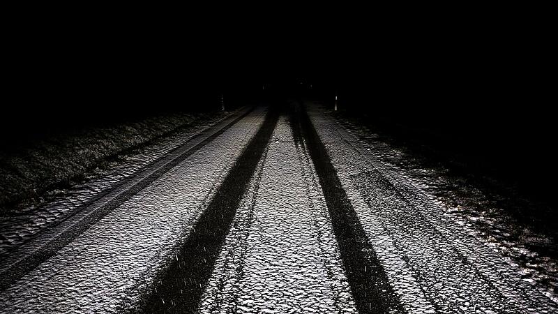 Schneefall im Voralpenland