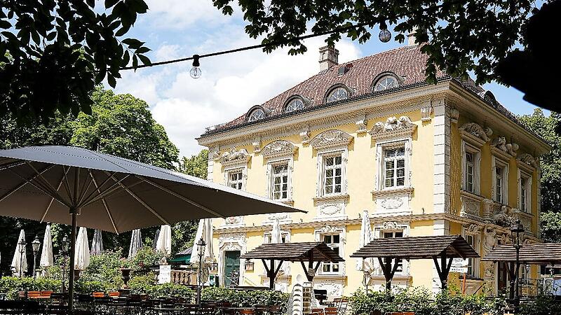Das Bamberger Haus in München ist beliebt für österreichische Küche, ganzjährigen Biergarten-Betrieb und als Veranstaltungsort. Das Bamberger Haus in München ist beliebt für österreichische Küche, ganzjährigen Biergarten-Betrieb und als Veranstaltungsort.