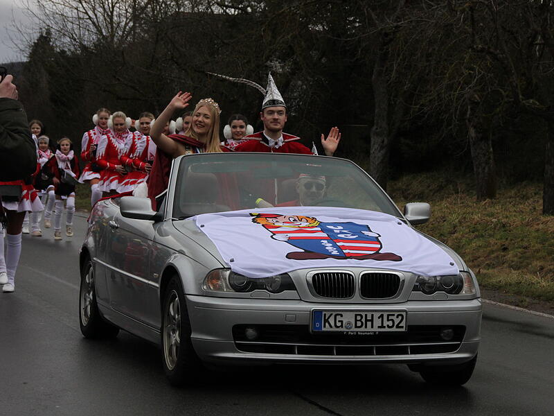 Das Prinzenpaar der UKG: Prinzessin Jenny I. und Prinz Moritz I.