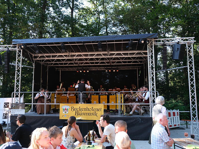 Weinfest Musikverein Buckenhofen 2024Weinfest Kellerwald 2024 Weinfest Musikverein Buckenhofen 2024Weinfest Kellerwald 2024