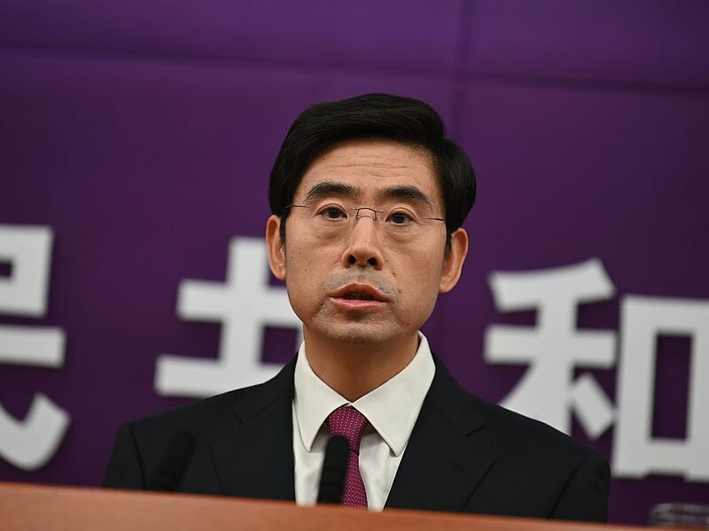 Sprecher von Chinas Handelsministerium He Yadong Sprecher von Chinas Handelsministerium He Yadong