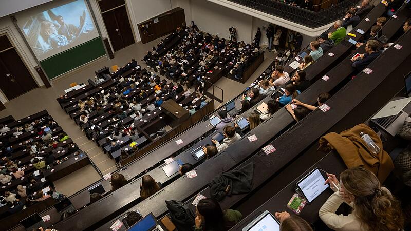 Einf&uuml;hrungsveranstaltung der Ludwig-Maximilians-Universit&auml;t