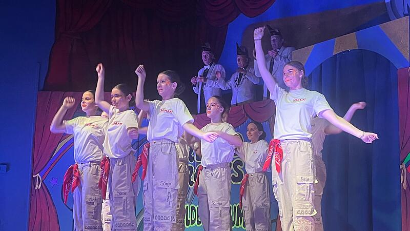 F&uuml;nf Stunden buntes Treiben, bei dem Altbekannte ebenso f&uuml;r Unterhaltung sorgten wie neue Acts, gab es beim NCC in N&uuml;dlingen.