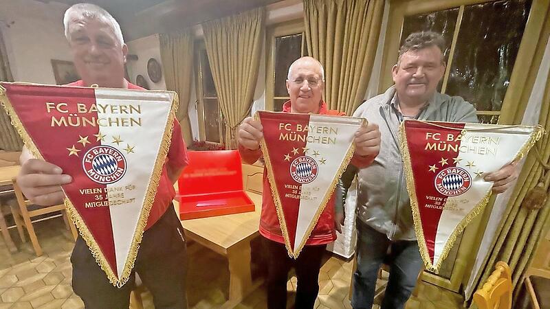 Heinrich Nendel, Kurt Noppenberger und Norbert Ratzka sind vom 1. FCB ausgezeichnet worden.