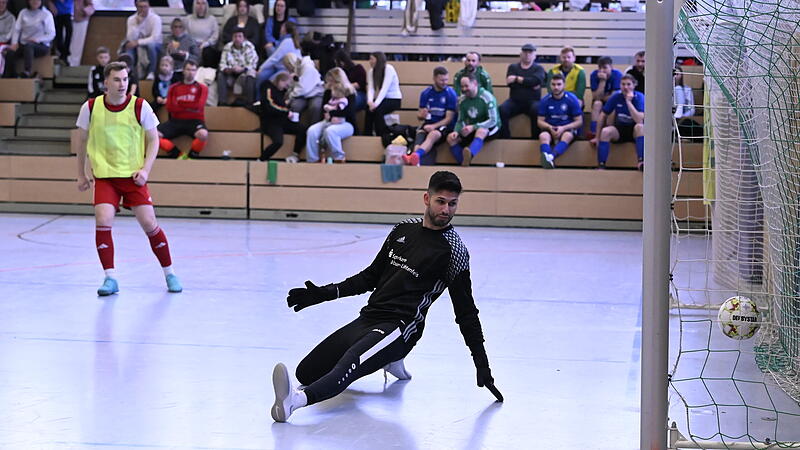 Da war Sertan Sener einmal geschlagen. Insgesamt zeigte der 30-j&auml;hrige Spieler des SC Sylvia Ebersdorf aber eine starke Leistung im Tor der Frankenauswahl.