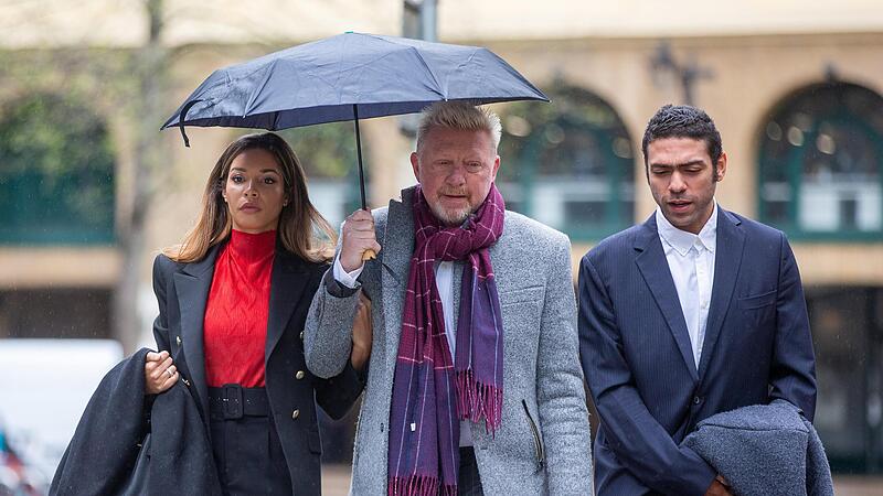 Boris Becker (Mitte) mit seiner Lebensgef&auml;hrtin Lilian De Carvalho Monteiro und seinem Sohn Noah auf dem Weg zum Southwark Crown Court in London. Das Foto wurde im April dieses Jahres aufgenommen.