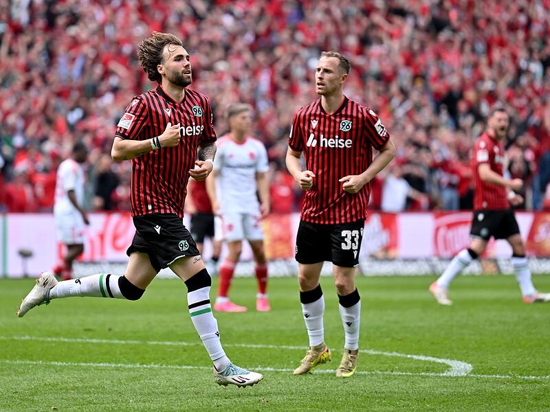 Hannover 96 - 1. FC Nürnberg Hannover 96 - 1. FC Nürnberg