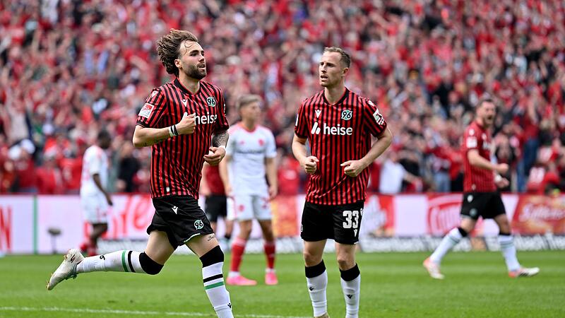 Hannover 96 - 1. FC Nürnberg Hannover 96 - 1. FC Nürnberg