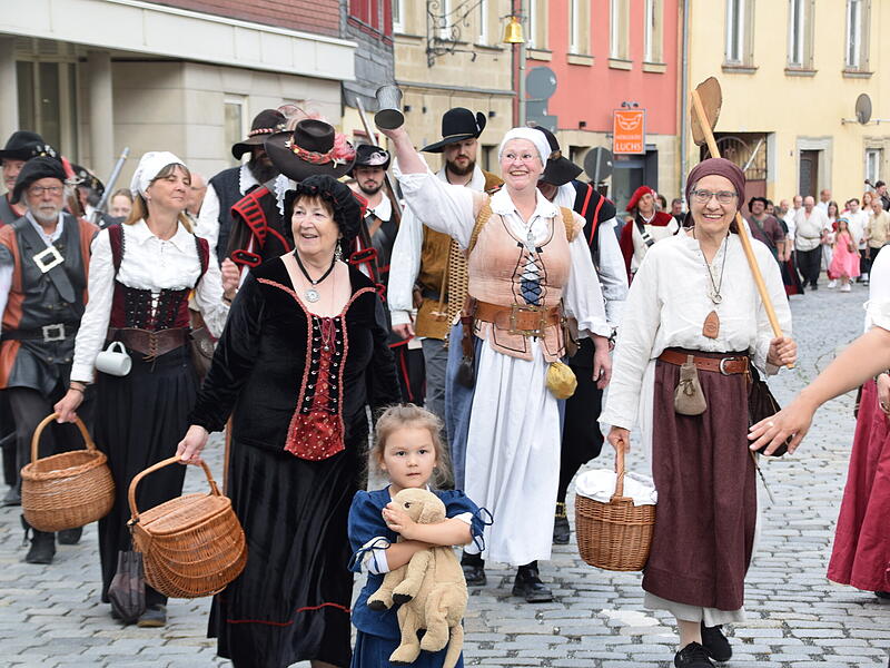 Umzug Historisches Stadtspektakel in Kronach 2025Umzug Historisches Stadtspektakel in Kronach 2025