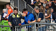 Auch die Polizei kümmert sich um Verletzte