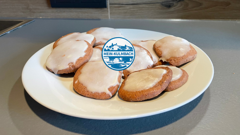 Auch die Mein-Kulmbach-Redaktion backt in der Adventszeit und probiert Kulmbacher Butterbrote.