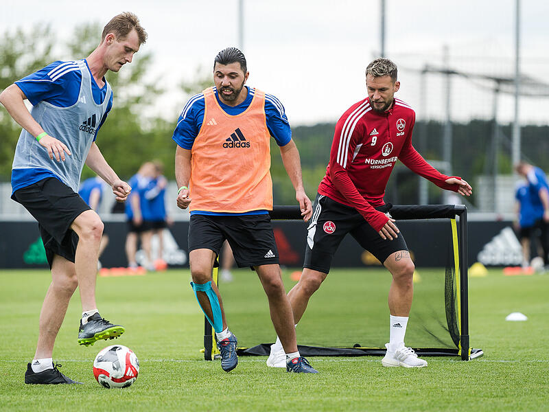 1. FC N&uuml;rnberg bolzt mit dem Special-Olympics-Team Deutschland in Herzogenaurach 2023