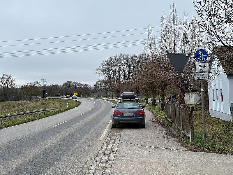 Illegal abgestellte Fahrzeuge (Geisterautos) Illegal abgestellte Fahrzeuge (Geisterautos)