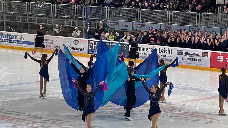 Er&ouml;ffnung EishalleEr&ouml;ffnung Eishalle