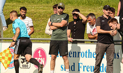 So hatte sich Neukenroths Trainer Thomas Lipfert sein letztes Heimspiel mit dem Neukenroth sicherlich nicht vorgestellt.