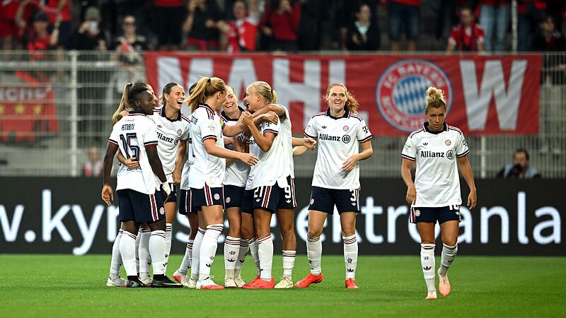 Die Fußballerinnen von Bayern München Die Fußballerinnen von Bayern München