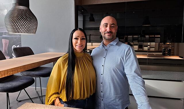 Neueröffnung Küchenstudio in Lichtenfels24. Häschaader Prunksitzung am 15. Februar 2025 Stefanie Kessel-Grüning und Marcel Grüning. Ende Januar 2026 eröffnen die beiden ihr Küchenstudio „KÜCHENGLÜCK“ in Lichtenfels