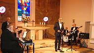 Volker Heißmann bot mit dem Pavel-Sandorf-Quartett das außergewöhnliche Kirchenkonzert „Introitus Interruptus“.