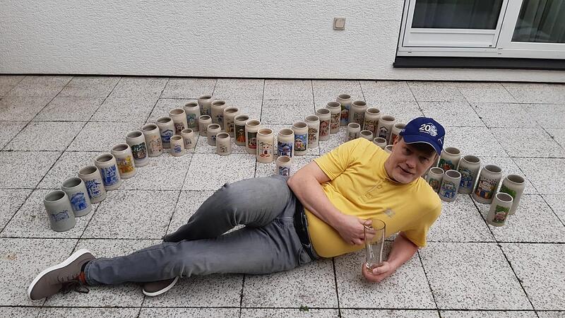 Frithjof Schneider, der Herr der Krüge, hat auch ein Weizenglas mit Henkel vom Entla’s.