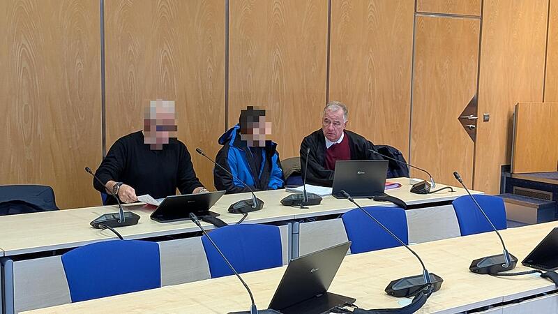 Im Sicherungsverfahren, das gegen einen 32-J&auml;hrigen gef&uuml;hrt wird, werden die Kammer und Zuh&ouml;rer wohl Zeuge der psychischen Krankheit des jungen Mannes. Denn am dritten Prozesstag &auml;u&szlig;ert er Misstrauen gegen&uuml;ber seinem Dolmetscher.